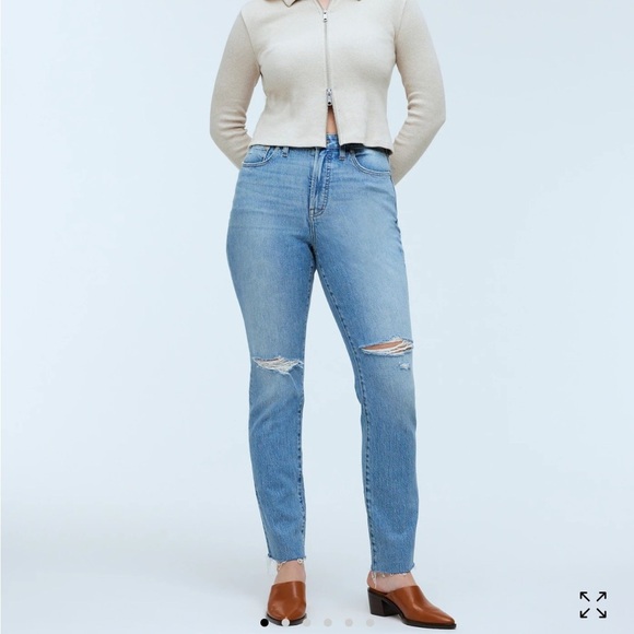 NWT Madewell The Curvy Perfect Vintage Jeans Distressed Raw Hem Size 26 - Picture 1 of 9